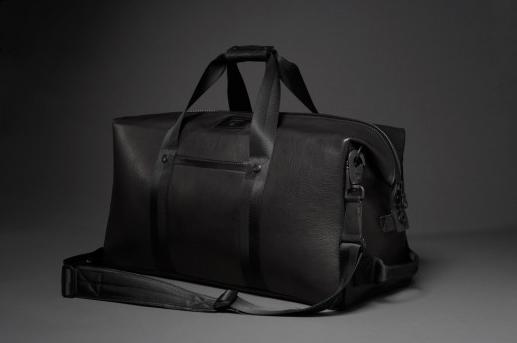 minimalist duffle bag