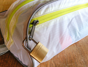 A child-proof drug bag