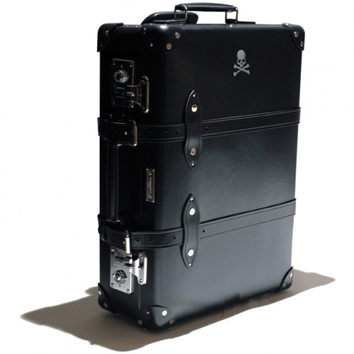 Mastermind &#038; Globe-Trotter Suitcase