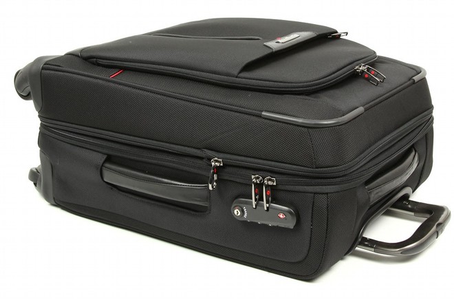 Road Tests :: Samsonite Pro DLX3 Spinner