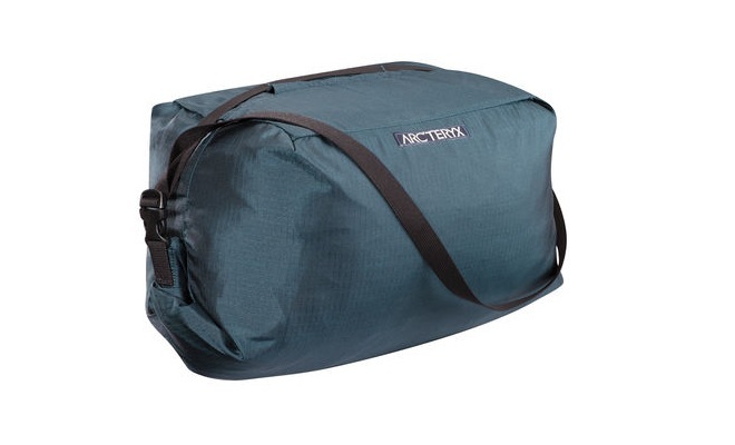 Wildcraft shuttle travel duffle bag hotsell