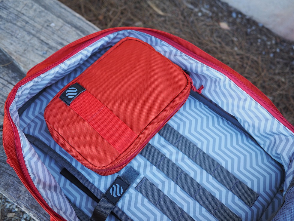 Monolith daypack 22l cheap