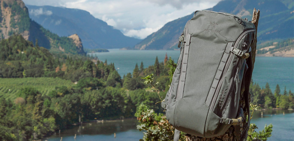 Bags | Road Test Arc'teryx Khard 30 | Carryology