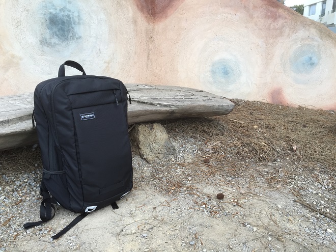 Timbuk2 Command