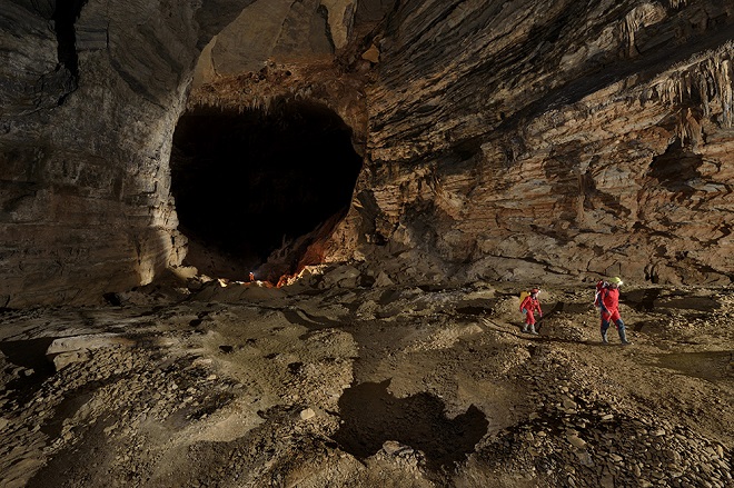 Cave photographer Robbie Shone