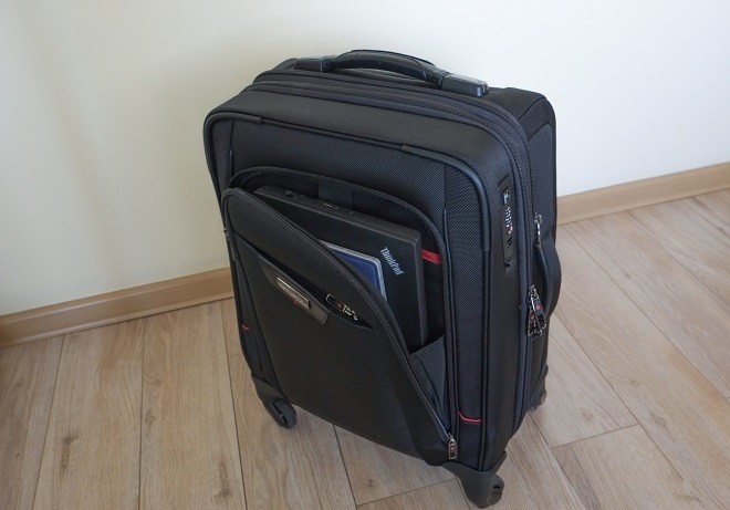 Samsonite Pro-DLX 4