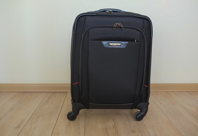 Samsonite Pro-DLX 4