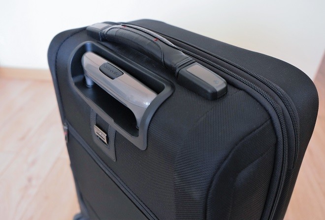 Samsonite Pro-DLX 4