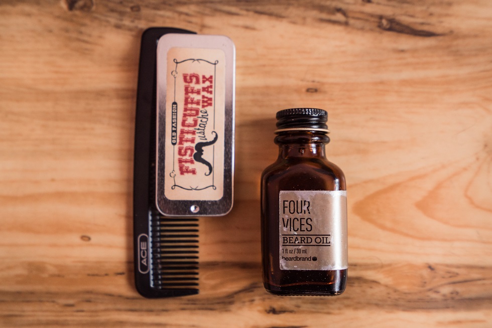 Pocket comb, Fisticuffs Wax and Beardbrand Oil