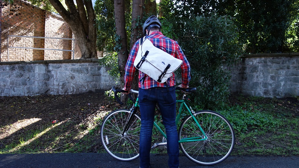 Hyperlite Mountain Gear Messenger Bag