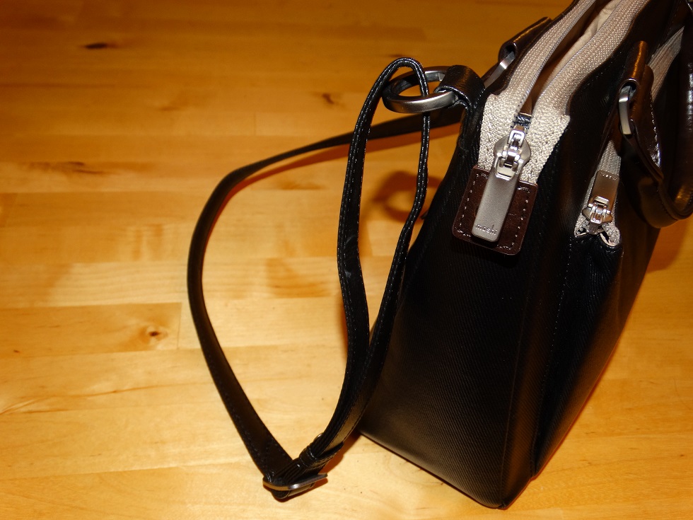 Moshi Urbana Mini Slim Handbag