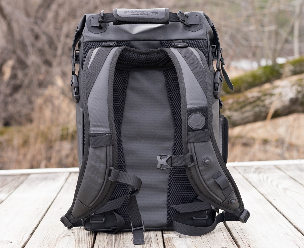 Black Ember TL Pack - Carryology - Exploring better ways to carry