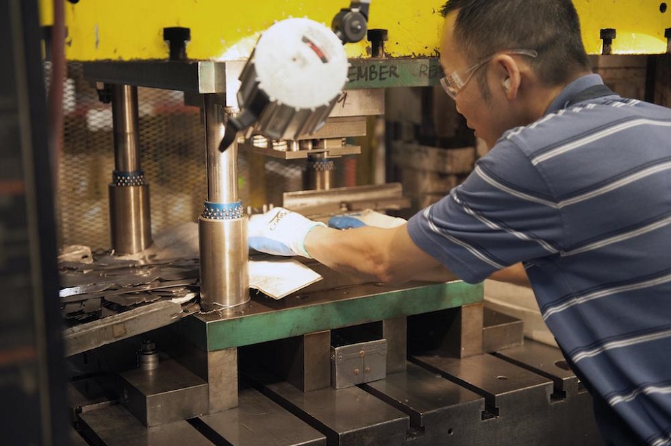 Cascade Designs welding machines 