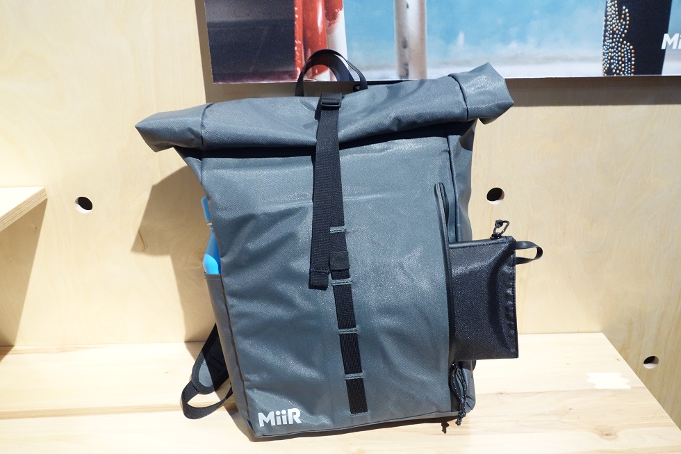 Miir 25l commuter top