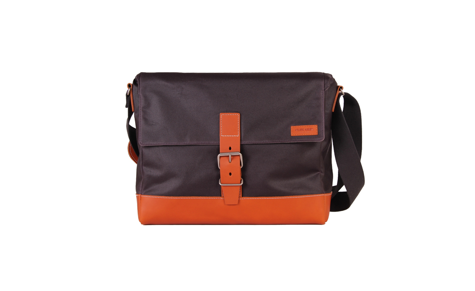 Les Ateliers Auguste Belleville Waxed Messenger Bag