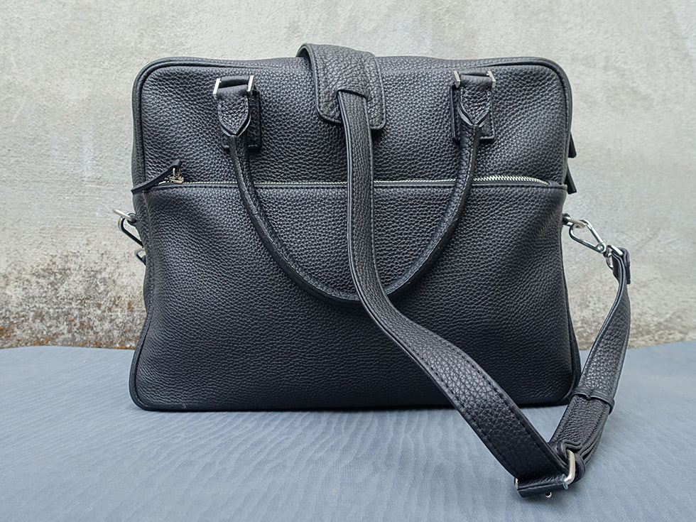 Classic Leather Weekender Bag - Sartolane