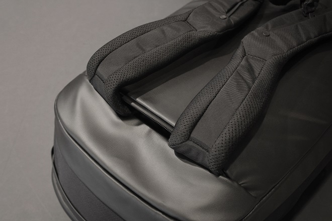 Carry Giveaway :: Alchemy Equipment AEL008 Carry On - Carryology ...