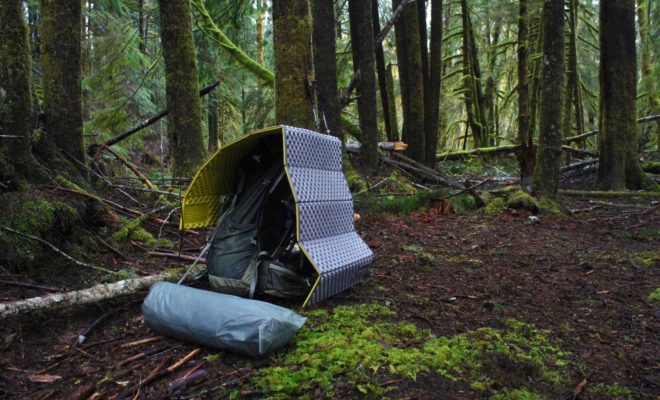 9 Hiking Essentials to Never Hike Without