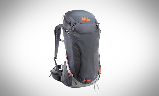 REI Traverse 28