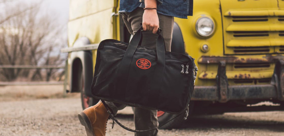 9 Great Crossbody and Sling Bags for Men to Buy in 2022 I CARRYOLOGY