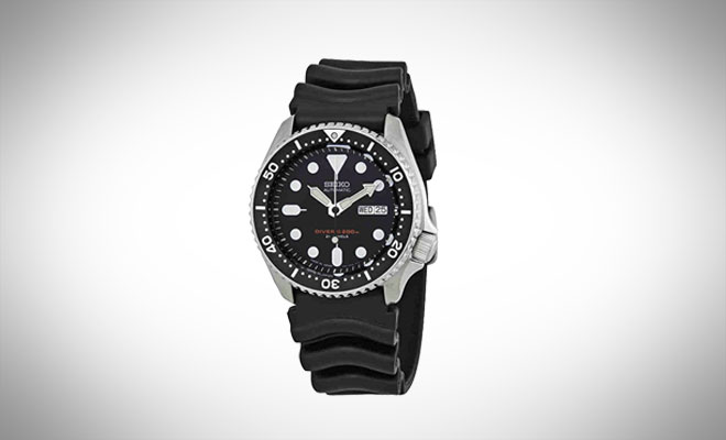 Seiko SKX007J1 Analog Diver's Watch