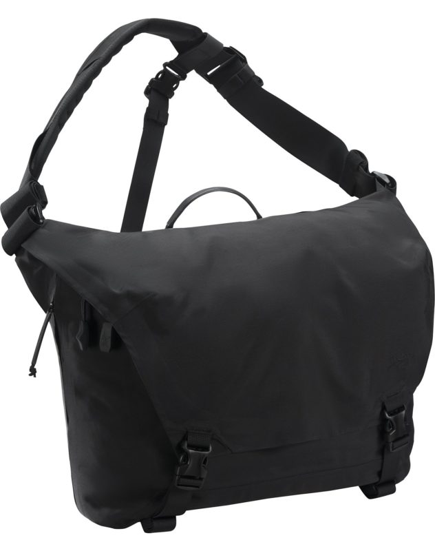 Unveiling the Arc&#8217;teryx LEAF Courier Bag 15