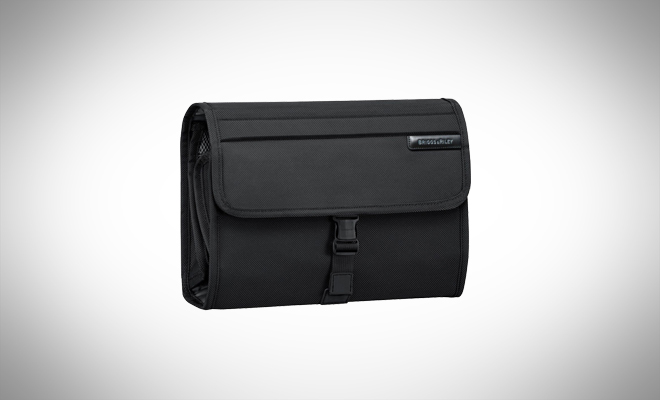 Briggs & Riley Baseline Deluxe Toiletry Kit