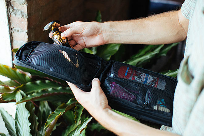 The Best Toiletry Bag For Traveling - The Expeditioner by Gravel —  Kickstarter