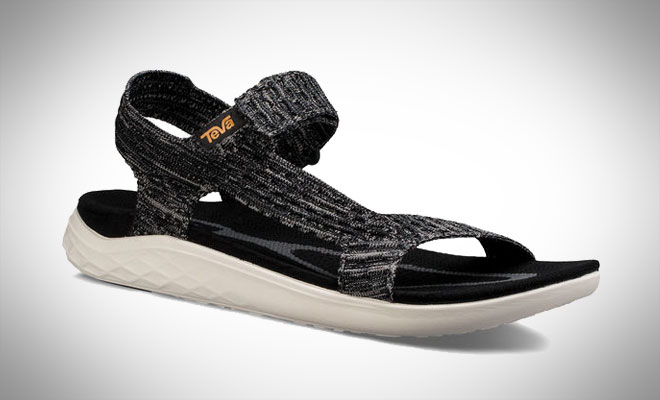 teva float knit