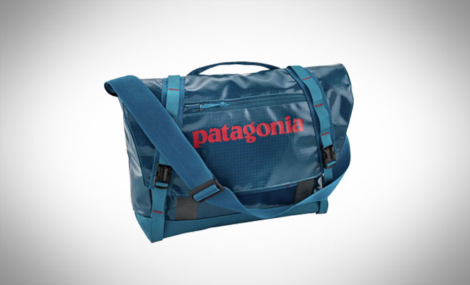 Patagonia Black Hole Mini Messenger