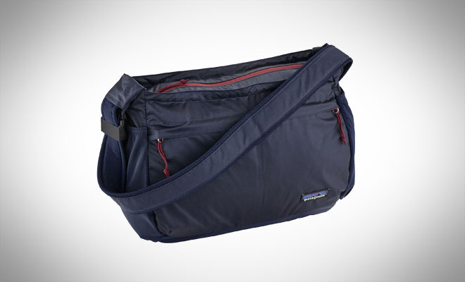 Patagonia Lightweight Travel Courier Bag 15L