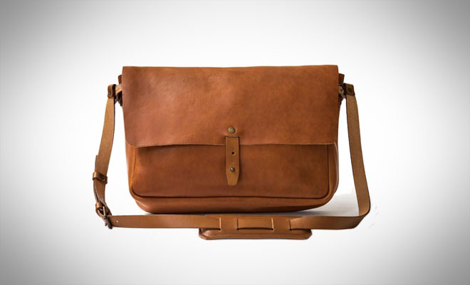 Messenger Bag Leather Full Flap Laptop Shoulder Bag Brown Vintage Fashionable Light Weight Bag 