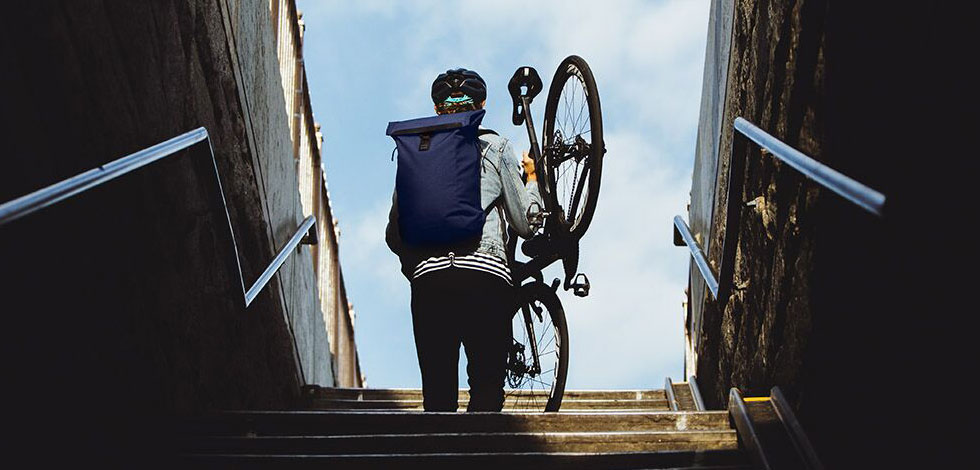 Best-Cycling-Backpacks-for-City-Commuting