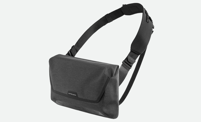 13 Best Messenger Bags for Men 2022