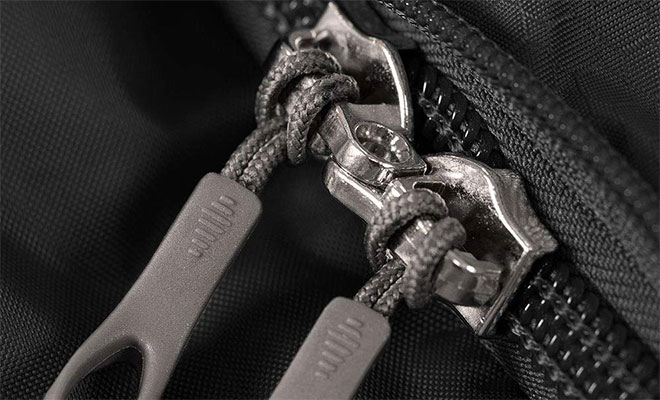 Osprey lockable zippers