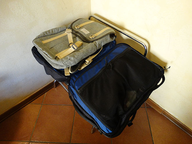 Never check overnight briefcase online