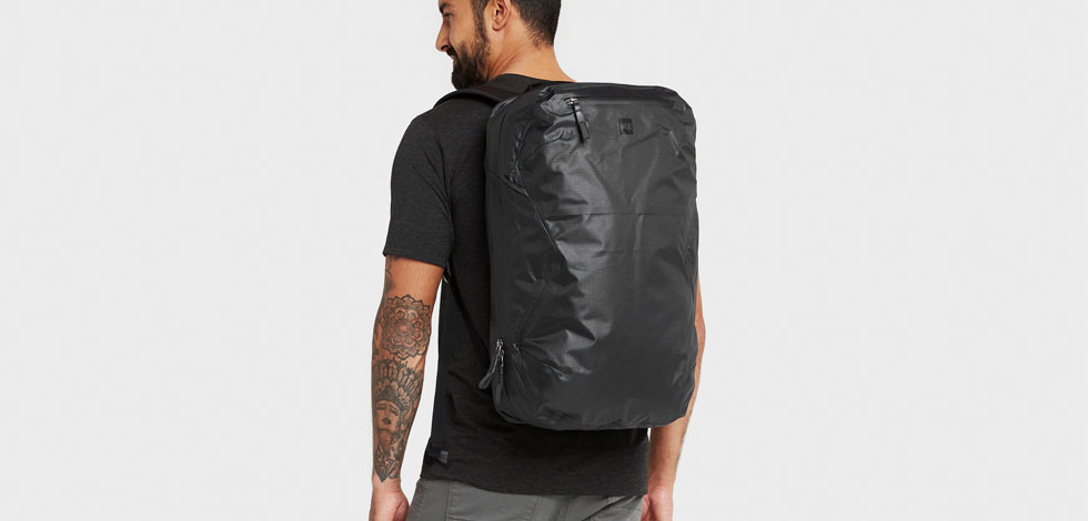 reddit-onebag-selects-mec-vapour-overnighter