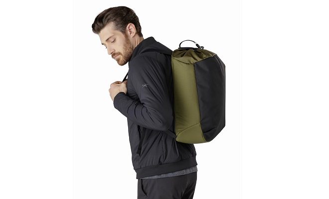 Arc’teryx Arro Bucket Bag