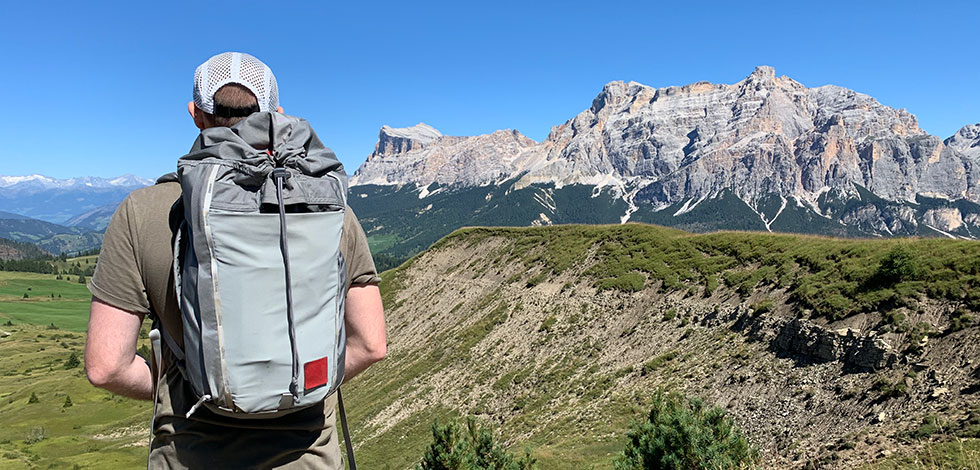 Alps mountaineering edge 24l backpack hotsell