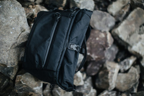 Compagnon Element Line Review | Carryology