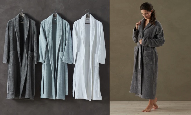 Gifts for her: Coyuchi Cloud Loom Robe