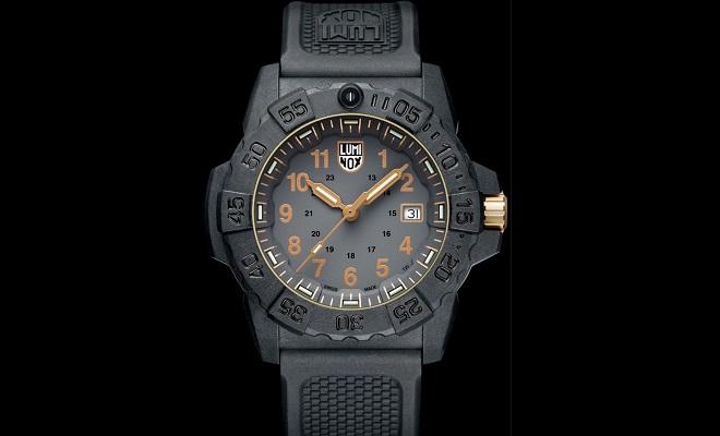 Luminox