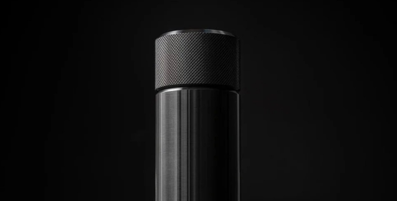 Wingback 100ml Hip Flask – Black Steel