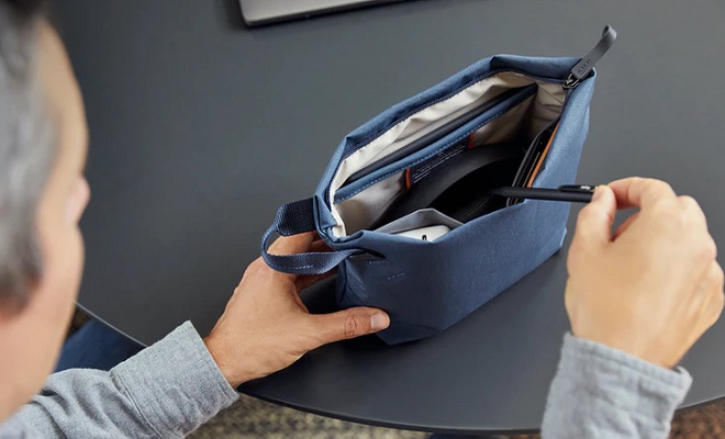 Best New Gear: Bellroy Standing Pouch Plus