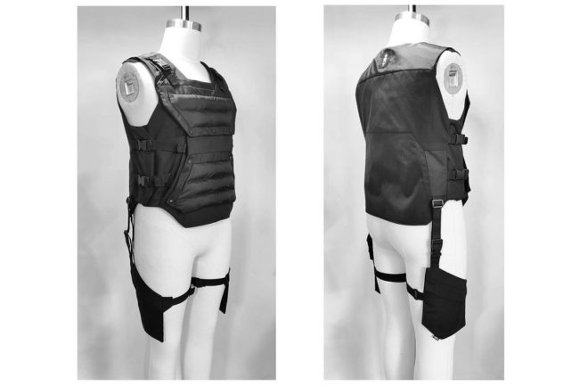 Experimental makers: ADIKT Modular Insulate Vest with Cargo Pocket attachment