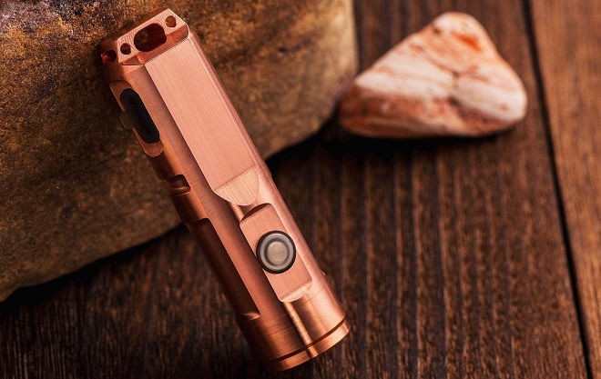 RovyVon Aurora A9 Copper LED Keychain Flashlight