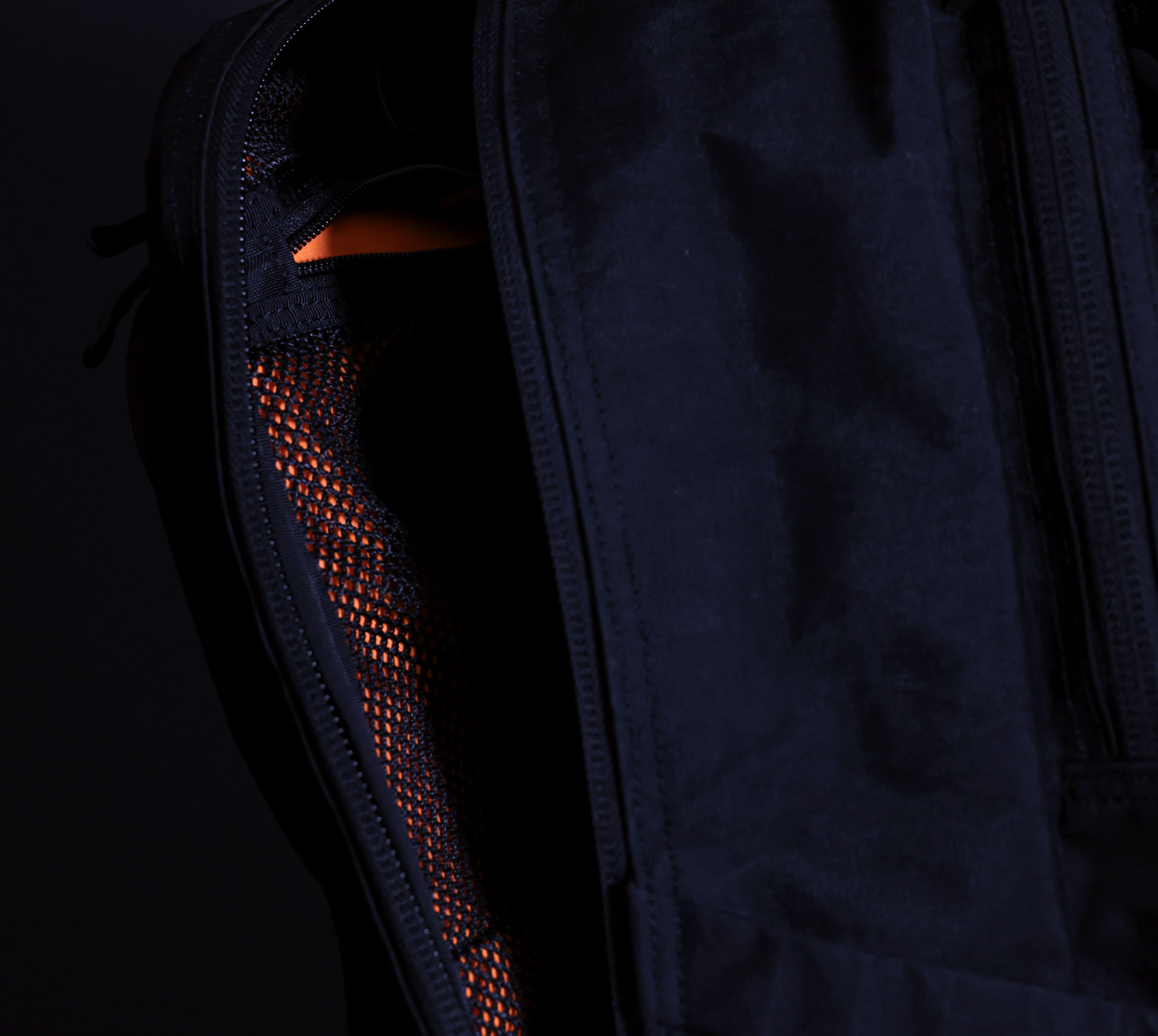 Alpha One Niner x Carryology, Stealth Cobra EVADE 1.5 (Full