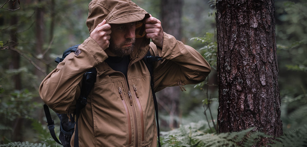 Best Jackets for Summer Outdoor Adventures | CARRY BETTER