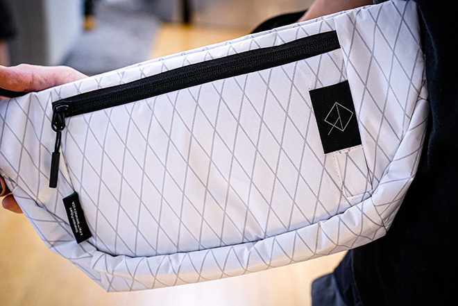 White X-Pac Wexley Slingbag