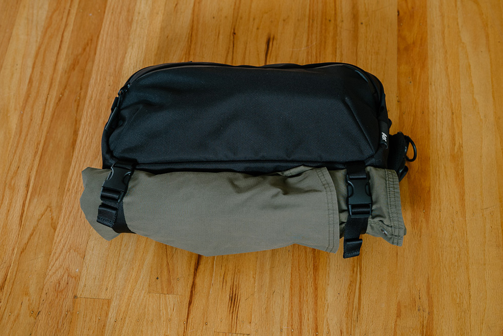 Aer Travel Sling 2